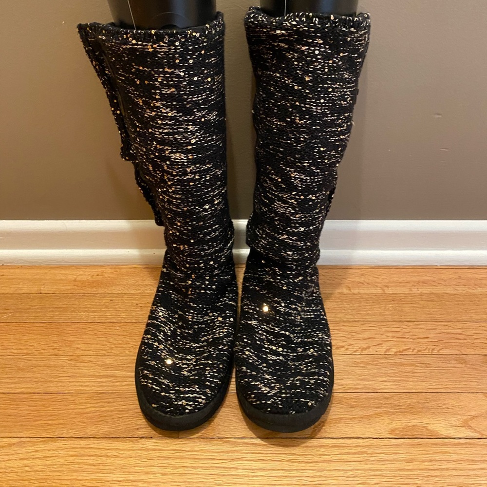 UGG sweater boots - black with gold sparkles